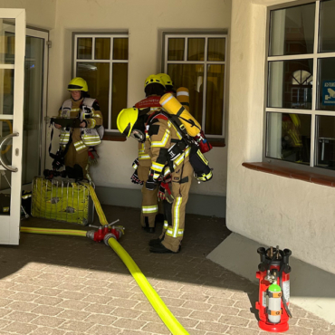 Feuer in der Mittelschule (23.03.2026, 08:35 Uhr)