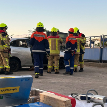 Übungsthema: Technische Rettung aus Pkw